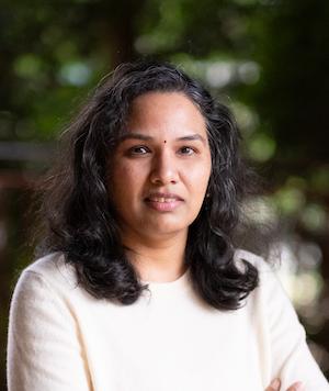 Shailaja Velamuri headshot
